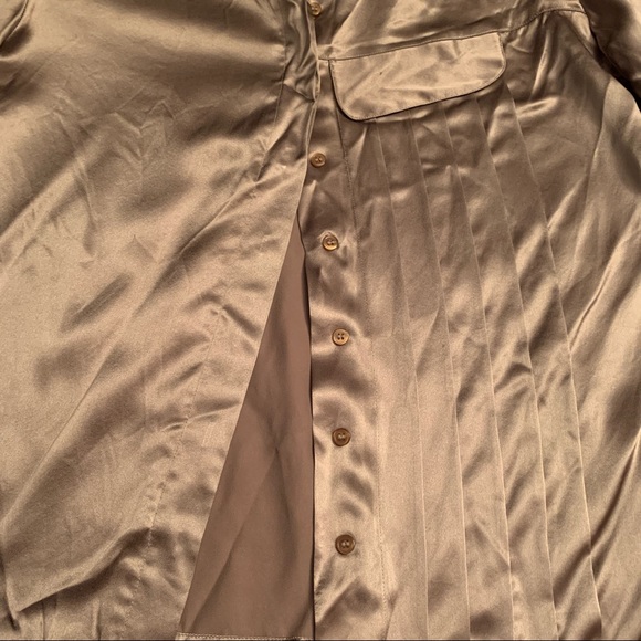 Brunetta 100% silk button down blouse in champagne-small - Picture 6 of 9